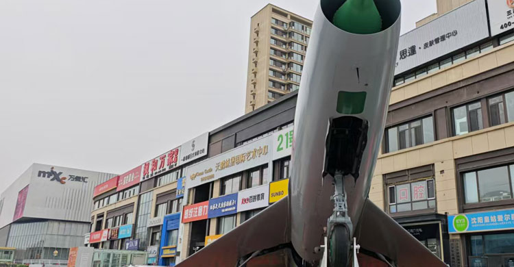 智能化沈阳阳光房门窗解决方案：电动开窗、遮阳系统与安全监控一体化